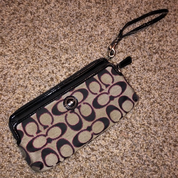 Coach Handbags - Coach wallet